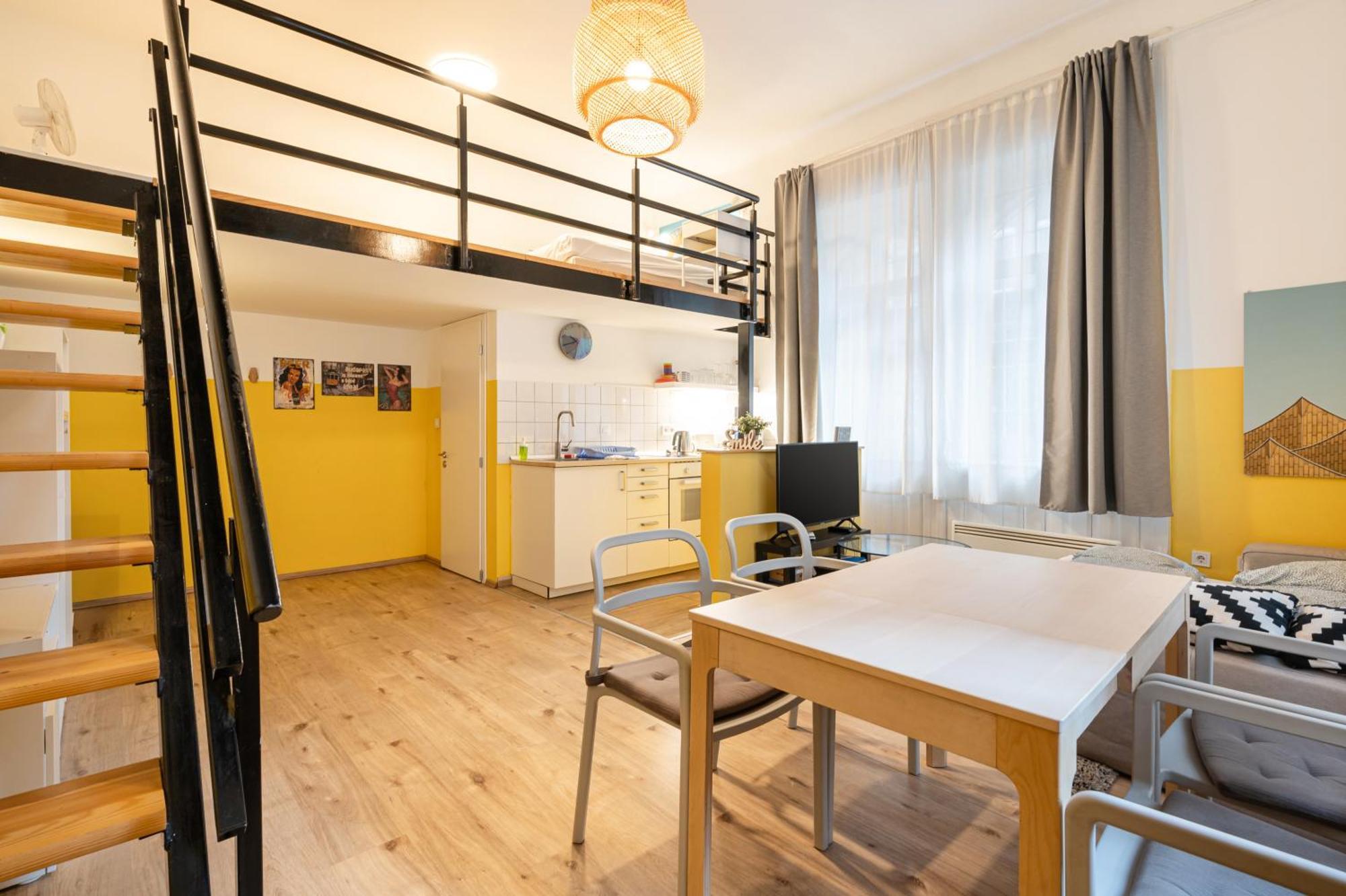 Charming Studio In The Heart Of The Jewish Quarter W41 Yellow Budapest Ngoại thất bức ảnh